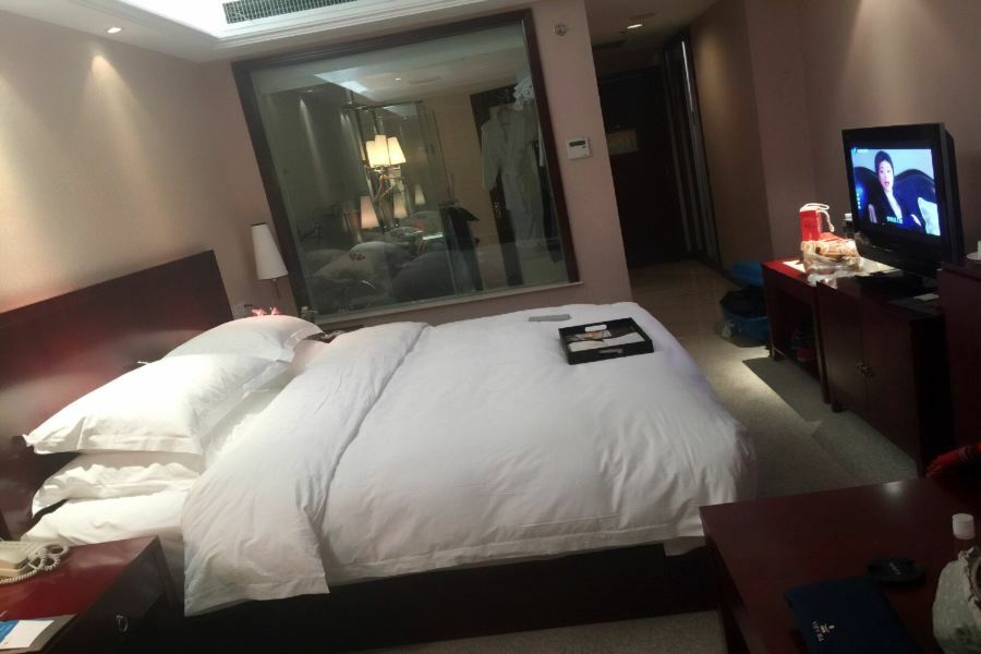 달리 메이뎅 호텔 다리 외부 사진